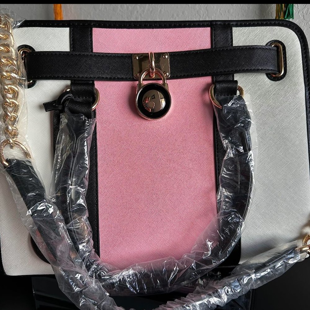 Women 2 Sets - Handbags and Wallet Set - Pink White Black Color - Picture 2 of 10